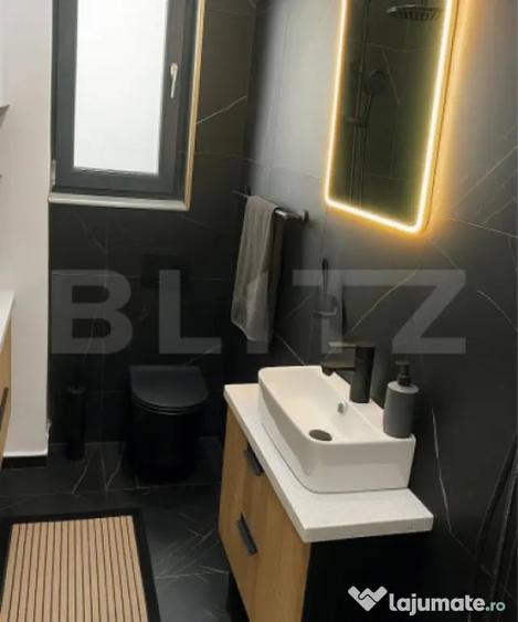 Casă cu 4 camere cu Teren 300 Mp în Central