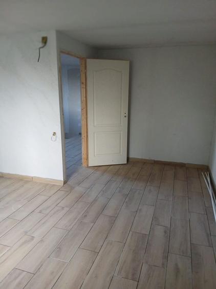 Casă cu 2 camere în Nicolae Bălcescu