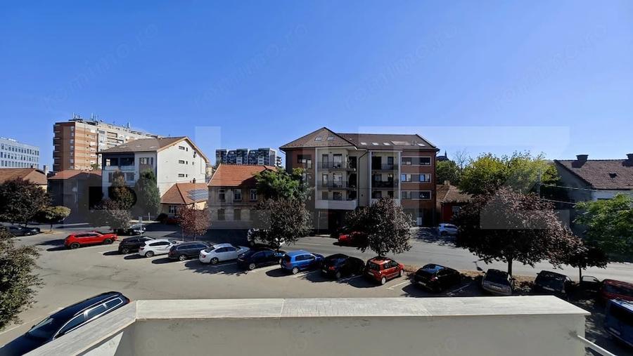 Apartament cu 2 camere semidecomandat în Ultracentral