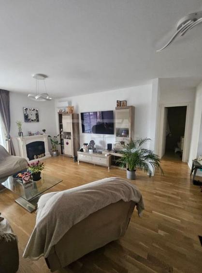Apartament cu 3 camere decomandat, mobilat în Domenii
