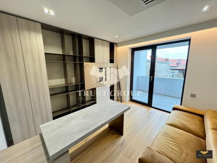 Apartament cu 4 camere decomandat, mobilat în Kiseleff