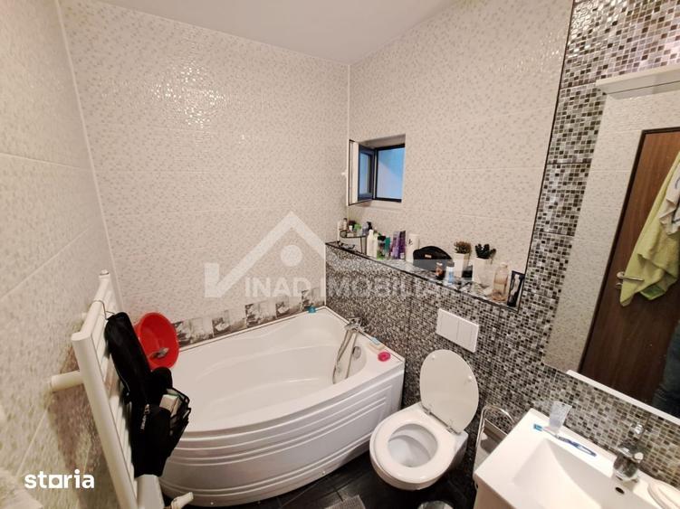 Apartament cu 2 camere, mobilat în Central