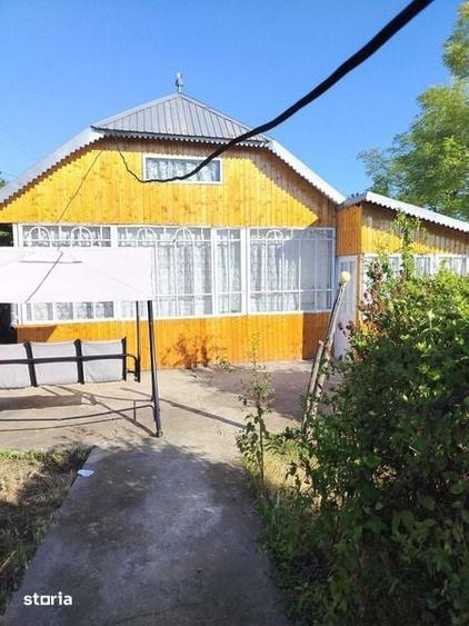 Casă cu 4 camere cu Teren 83 Mp în Hănești