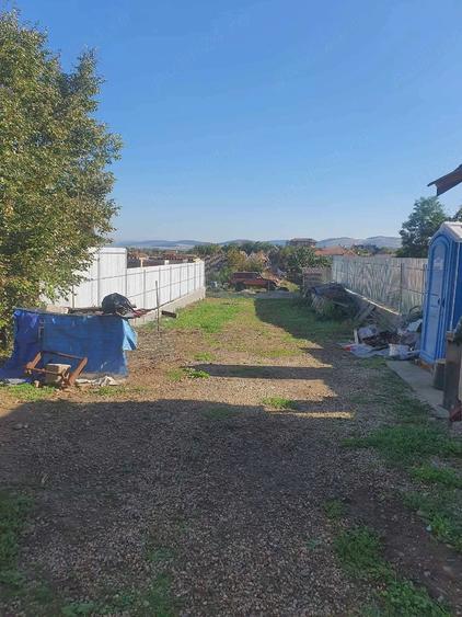 Casă cu 5 camere cu Teren 1000 Mp în Sângeorgiu de Mureș