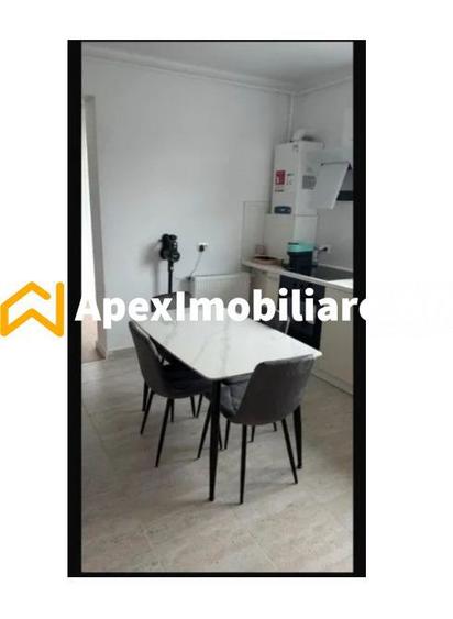 Apartament cu 3 camere decomandat, mobilat în Central