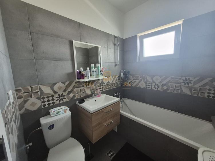 Apartament cu 2 camere decomandat, mobilat în Metalurgiei