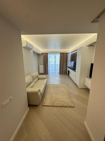 Apartament cu 2 camere semidecomandat în Pipera