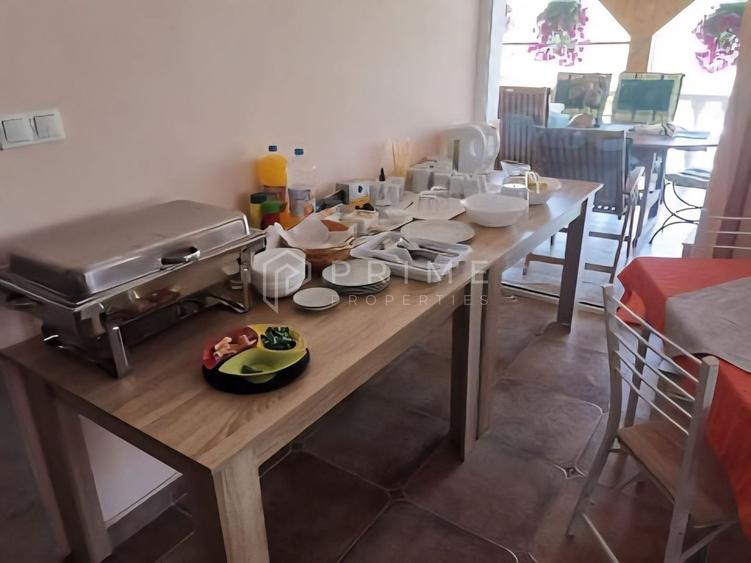 Casă individuală cu 8 camere cu Canalizare în Ivănești