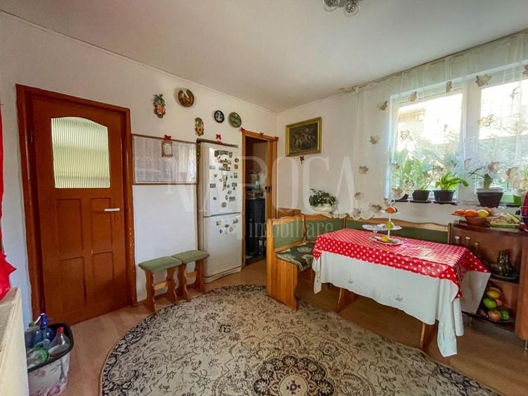 Casă individuală cu 7 camere cu Canalizare în Florești