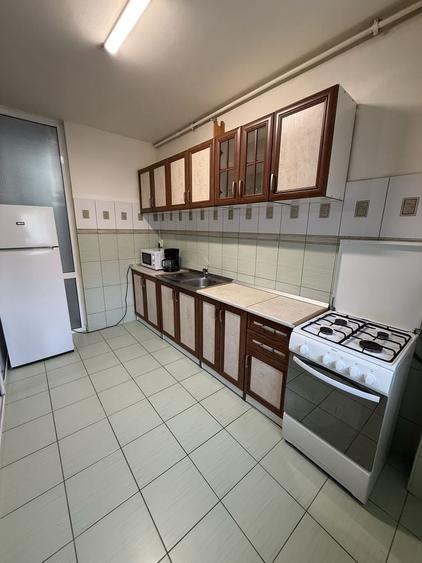 Apartament cu 2 camere semidecomandat în Ultracentral