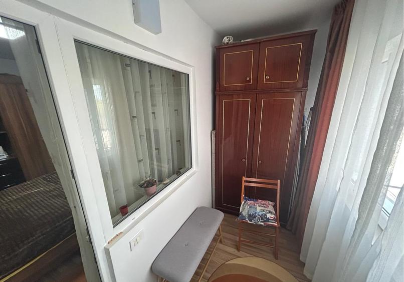 Apartament 2 camere-Zona Sud - 52 mp -54000 euro negociabil - 5
