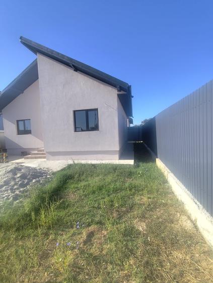 Casă individuală cu 4 camere cu Teren 284 Mp în Central