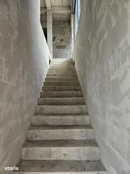 Casă cu 4 camere cu Teren 345 Mp în Borhanci