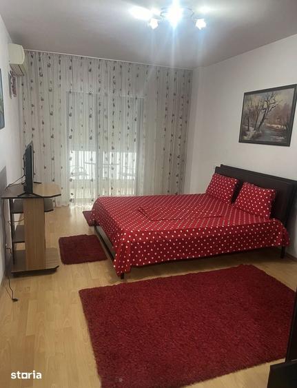 Apartament cu 3 camere decomandat în Doamna Ghica
