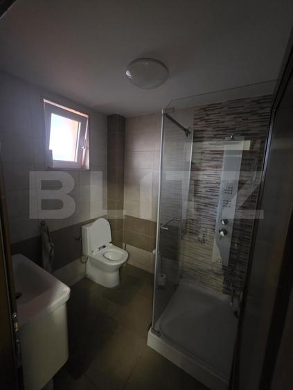 Casă individuală cu 5 camere cu Canalizare în Corunca
