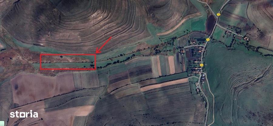 Teren de 21500 mp, în Iara