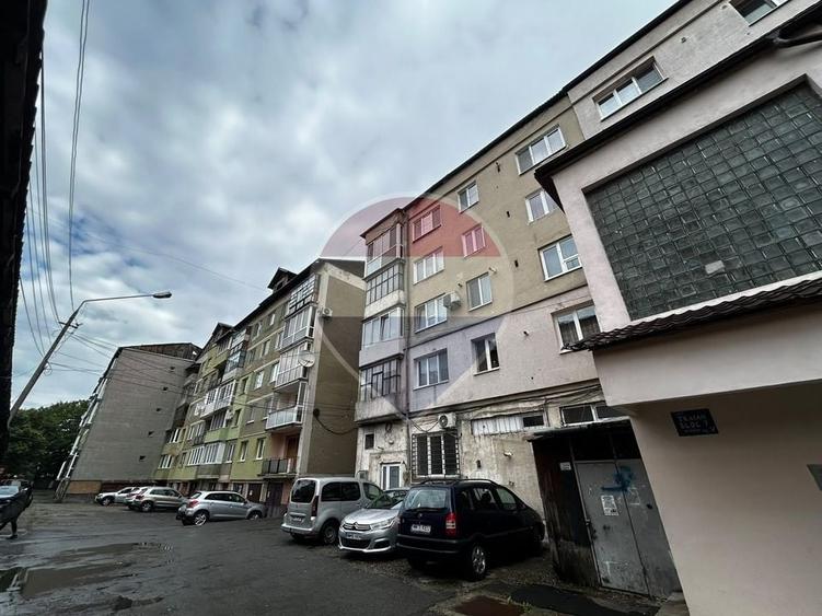 Apartament cu 3 camere în Ultracentral