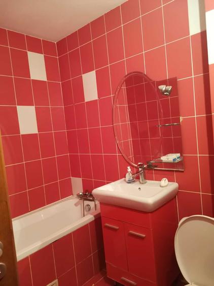 Apartament cu 2 camere decomandat în Berceni