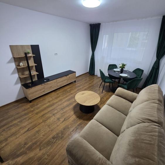 Apartament cu 2 camere decomandat în Sârbi