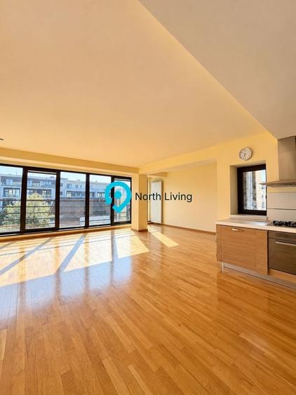 Apartament cu 4 camere decomandat în Nordului
