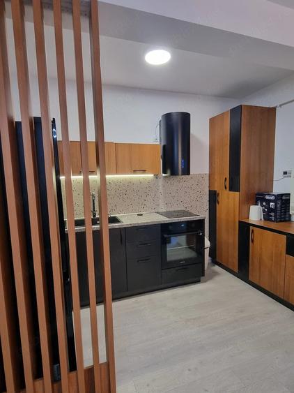 Apartament cu 2 camere semidecomandat în Aurel Vlaicu