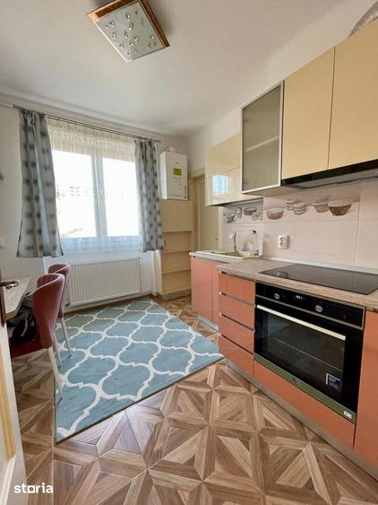 Apartament cu 2 camere decomandat în Centrul Istoric