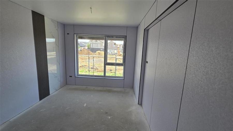 Apartament cu 2 camere decomandat în Dobroești