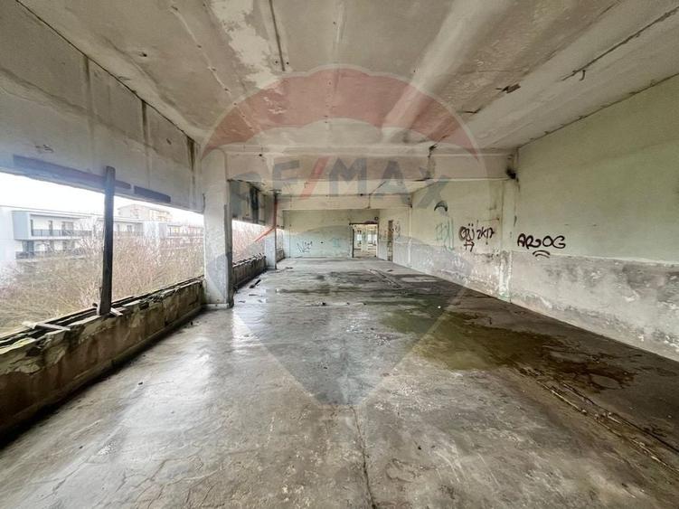 Teren Construcții intravilan de 3770 mp, în Central