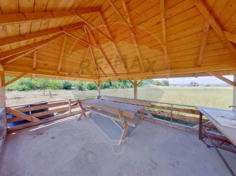 Casă cu 3 camere cu Teren 1260 Mp în Sarasău