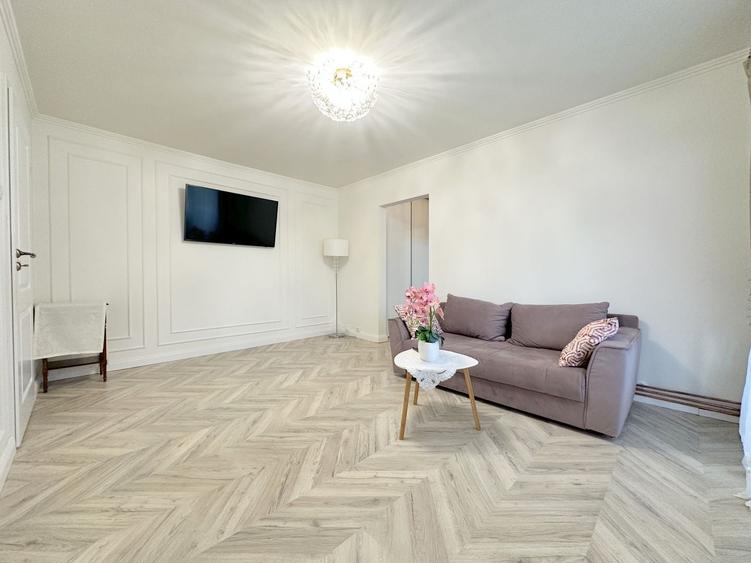 Apartament cu 2 camere semidecomandat, mobilat în Tipografilor