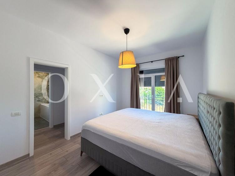 Duplex cu 5 camere cu Canalizare în Giarmata-Vii