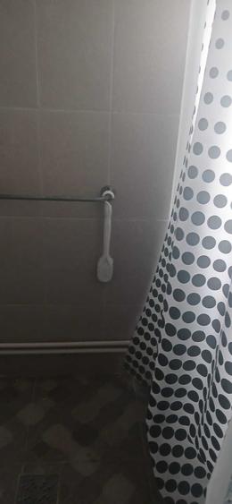 Casă cu 2 camere în Central