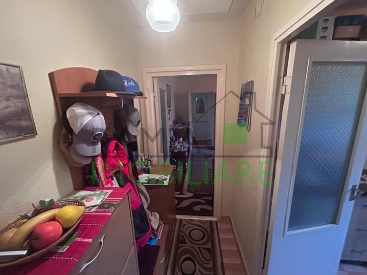Apartament cu 2 camere semidecomandat în Noua