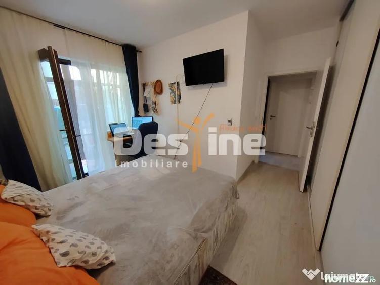 Apartament cu 3 camere decomandat în Valea Adâncă