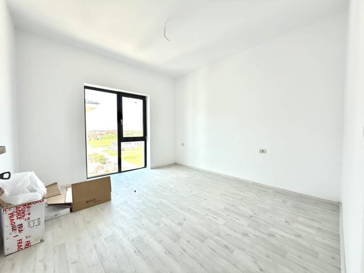 Apartament cu 2 camere decomandat în Giroc