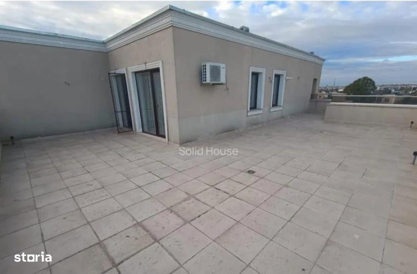 Apartament cu 3 camere decomandat în Faleza Nord