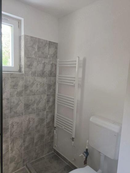 Apartament cu 3 camere semidecomandat în Alexandru Obregia