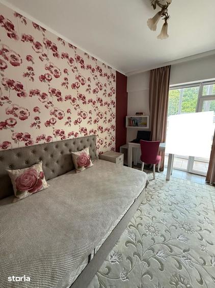 Apartament cu 4 camere decomandat în Ultracentral