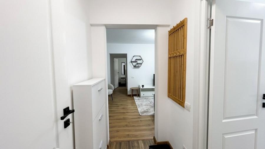 2 camere,Prima inchiriere si renovat,etaj 5/10,1 minut de Metrou si Parc Baziles - 2