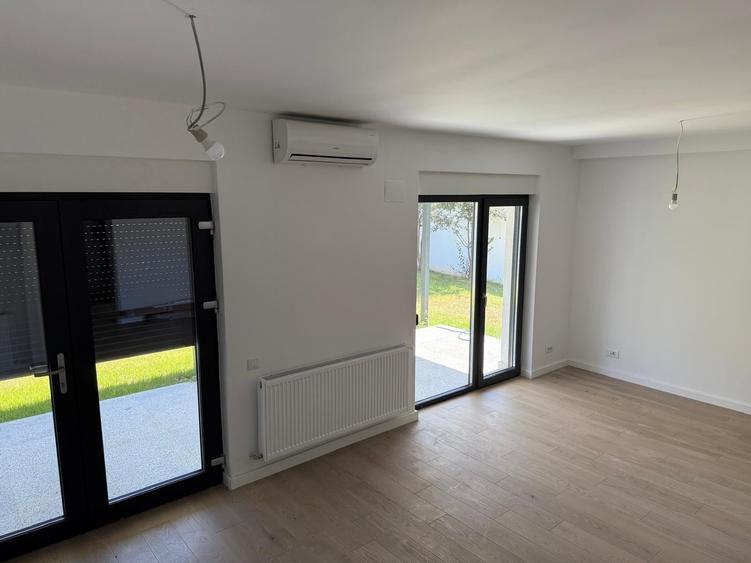 Casă individuală cu 5 camere cu Teren 290 Mp în Voluntari