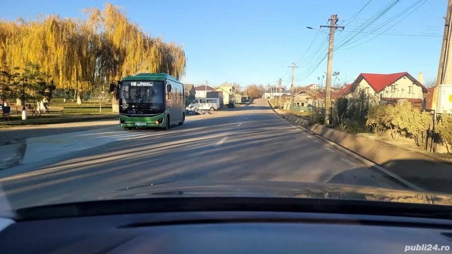 Teren de 1700 mp, în Mereni