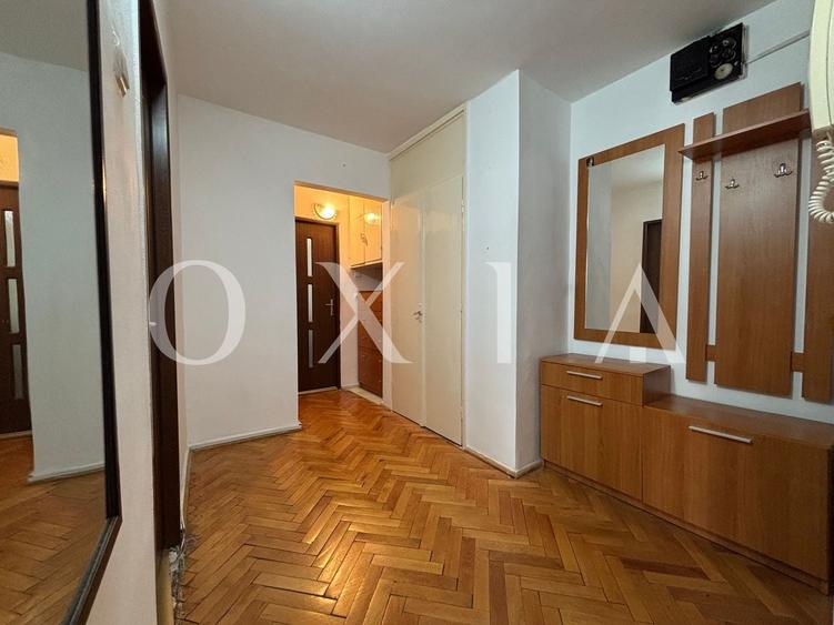 Apartament cu 2 camere decomandat, mobilat în Girocului