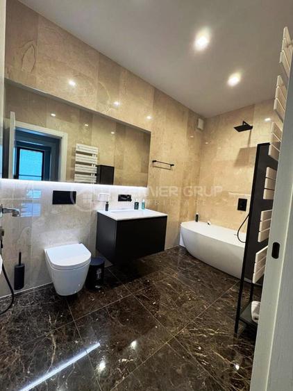 Apartament cu 2 camere decomandat, mobilat în Central