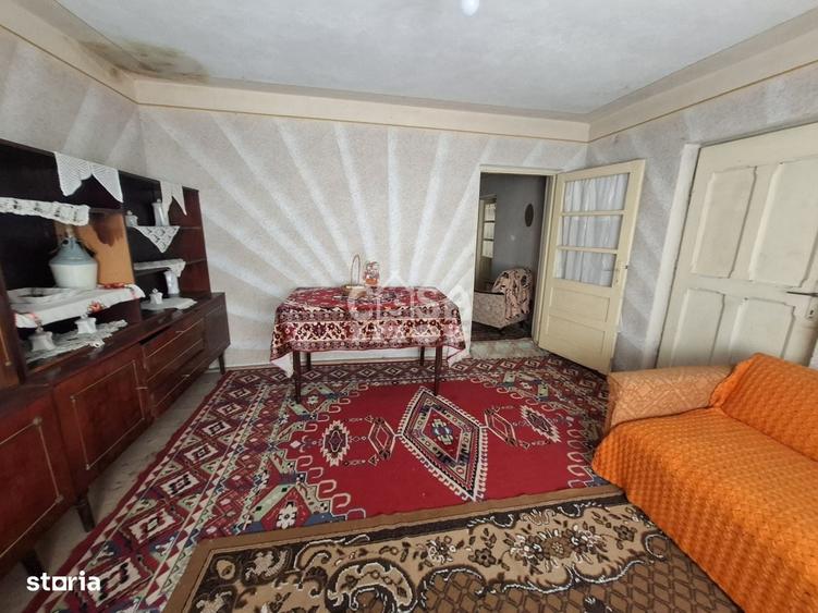 Casă cu 3 camere în Dragodănești