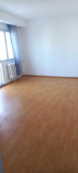 Apartament cu 2 camere decomandat în Burdujeni