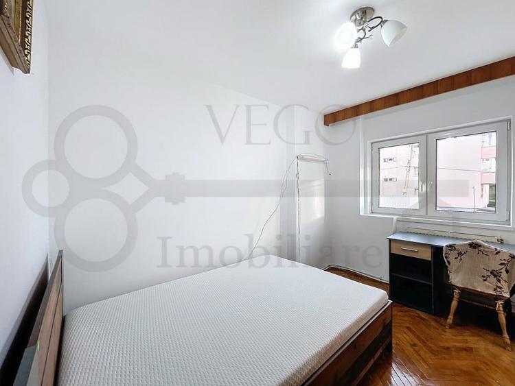 Apartament cu 3 camere decomandat, mobilat în Zorilor