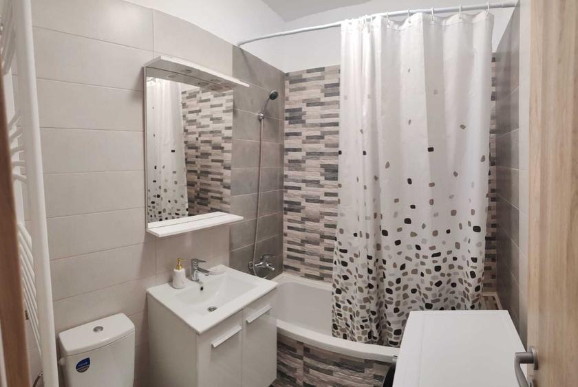 Apartament cu 3 camere decomandat în Sălaj