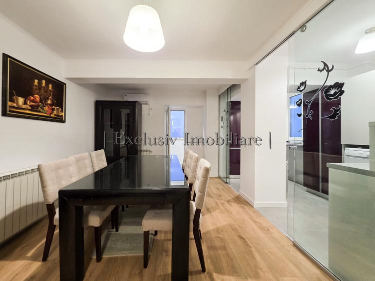 Apartament cu 3 camere decomandat, mobilat în Faleza Nord