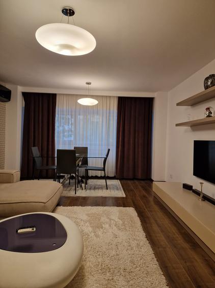Apartament cu 3 camere decomandat, mobilat în Nerva Traian