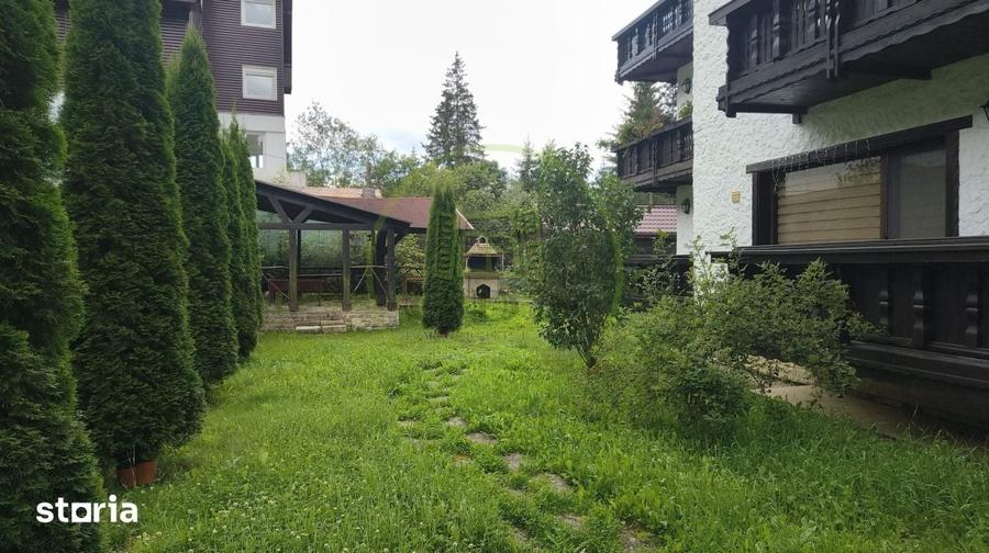 Apartament cu 3 camere în Clăbucet